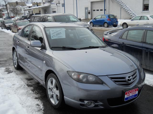 2004 Mazda MAZDA3 