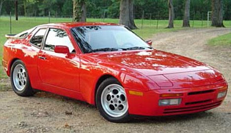 Porsche 944 
