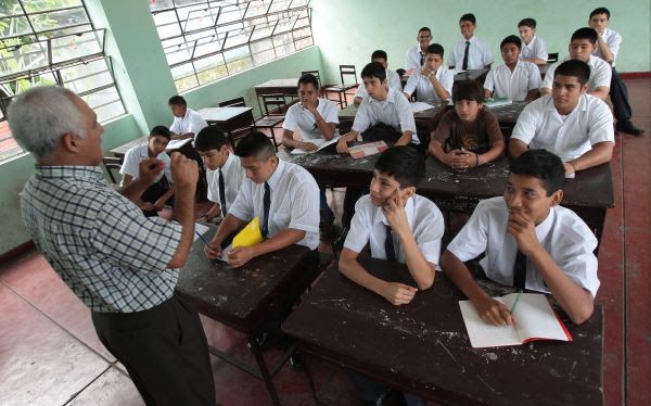 Estado requiere S/.60.000 mlls. para cubrir brecha en educación