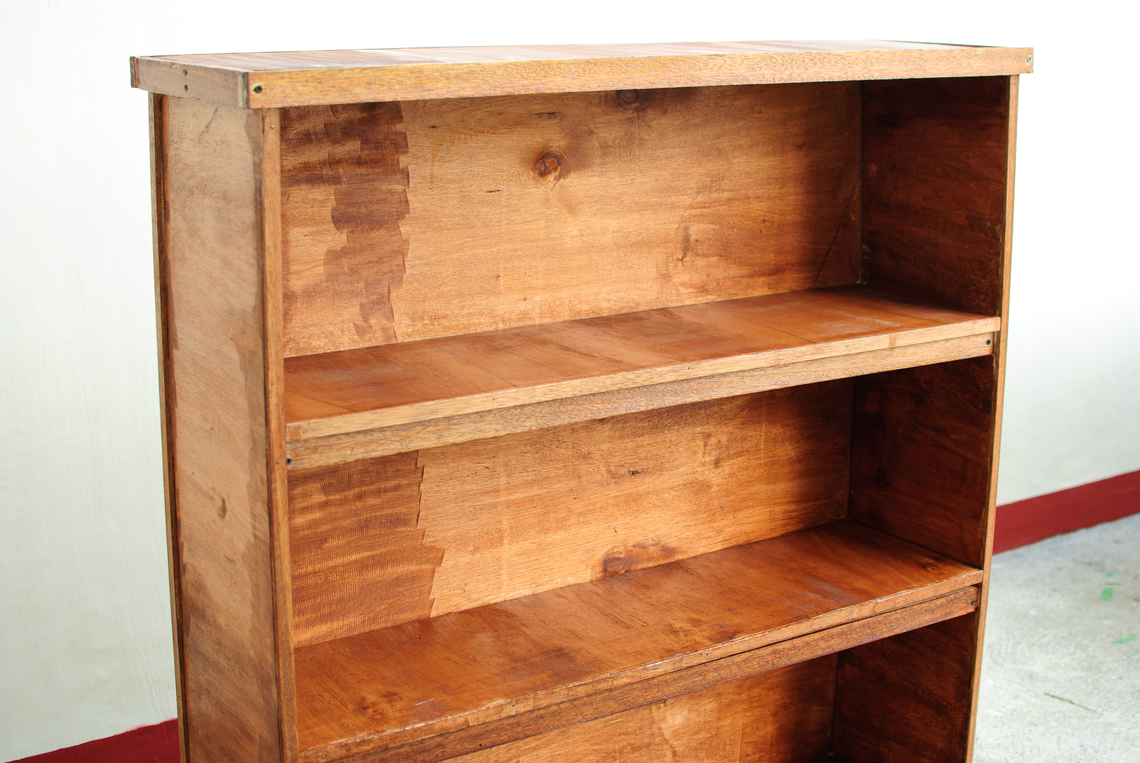 How to Build Wooden Bookshelves: 7 Steps (with Pictures)