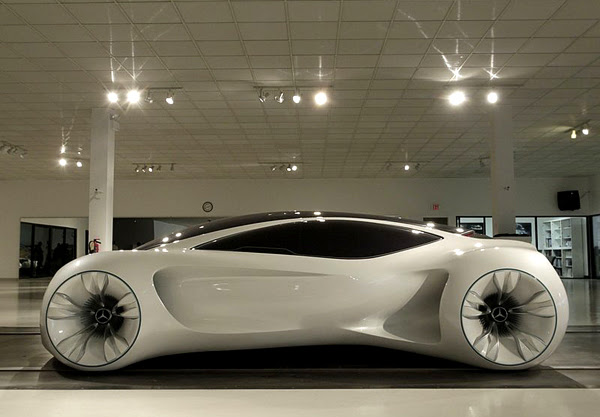 Perierga.gr - Η πρόταση της Mercedes-Benz για το μέλλον...!