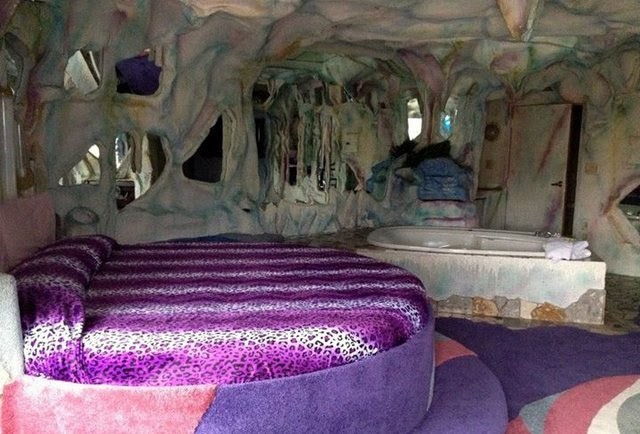 booking a room in a resort