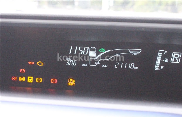 Toyota Aqua Pshiftが点滅してエンジンがかからない時の対処法 これくらいブログ