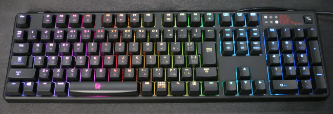 Rgbバックライト搭載 メカニカルキーボード なのに超お買得 Ttesports Poseidon Z Rgb ツクモゲーム部