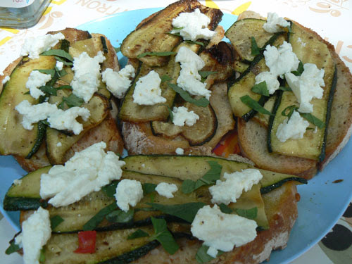 bruschette courgettes.jpg