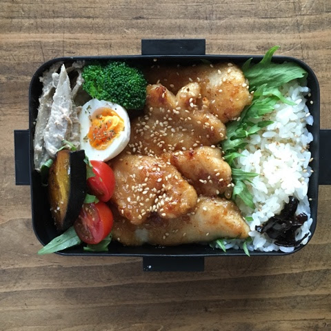 D O G 共 和 国 男子高校生が喜ぶお弁当の詰め方