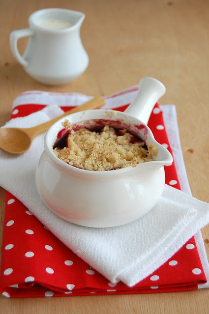 Cherry crumble / Crumble de cereja