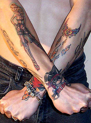 chick, pirate / flames, rip, heart