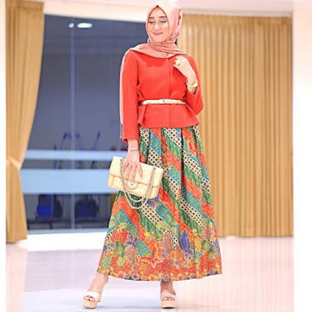 20 Desain Baju Muslim Terbaru Dian Pelangi 2016