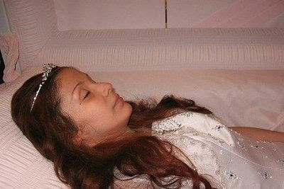 Beautiful Girls & Women Dead in Their Coffins