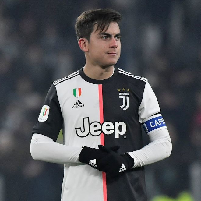 メッシとc ロナウドはどちらが上 両雄とチームメイトのディバラの答は サッカーダイジェストweb