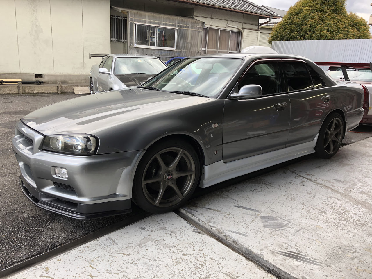 R34 4ドア Gt Rフェンダーポン付け サイドステップ R34 4door Gt Rfender Sidestep Okubo Factory