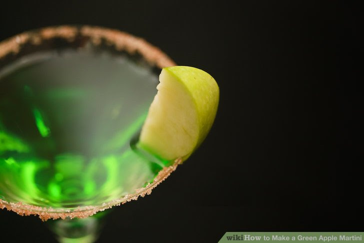 Make a Green Apple Martini Step 7.jpg
