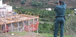 La Guardia Civil peina la provincia pueblo a pueblo en busca de construcciones ilegales