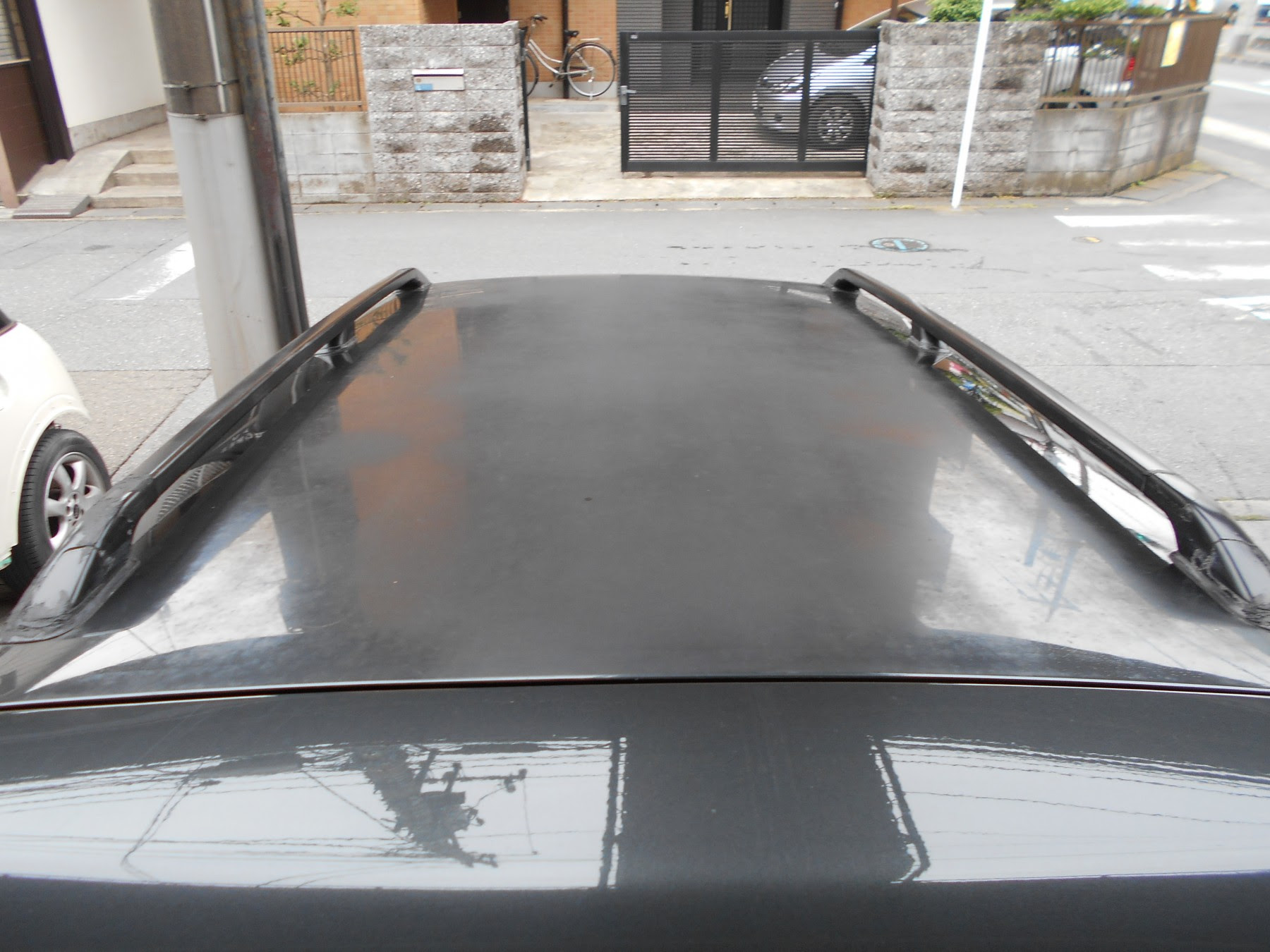 ルーフ 色あせ 経年劣化 剥がれ 塗装の修理代は