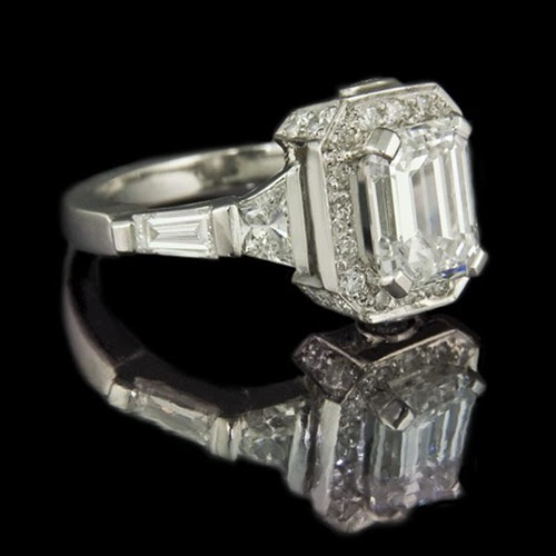 Emerald Cut Diamond Engagement Rings