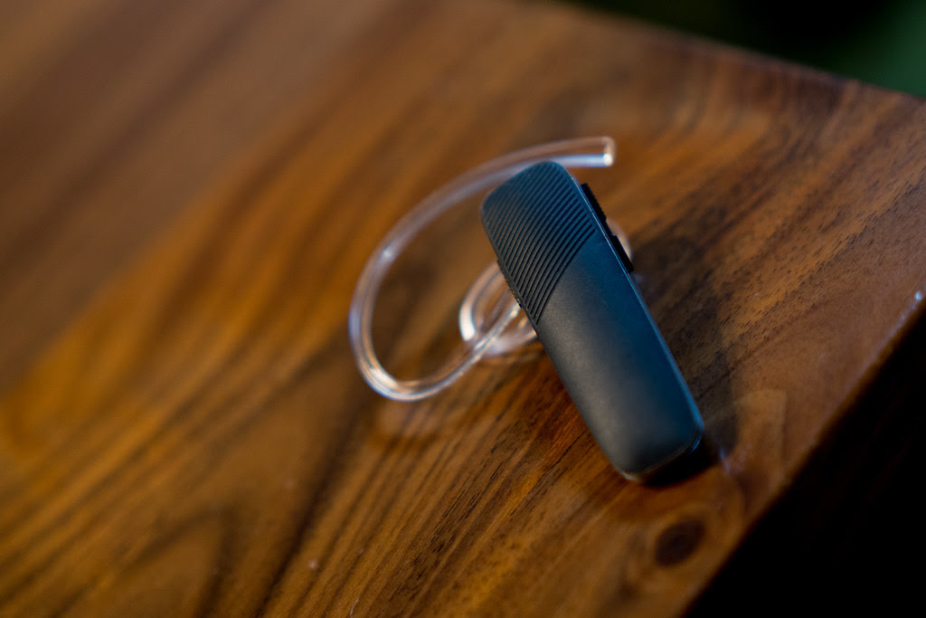 Plantronics explorer