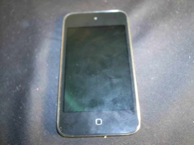 ipod touch 5g. iPod touch 5G Shown In Leaked