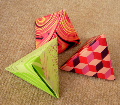 Origamipage Dreieckige Schachteln