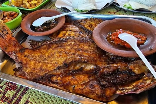 Ikan Bakar Pacitan: 5 Tempat Makan yang Menggugah Selera