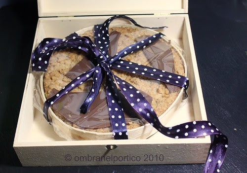 Torta friabile di nocciole