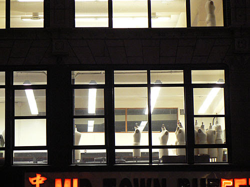 mannequins.jpg