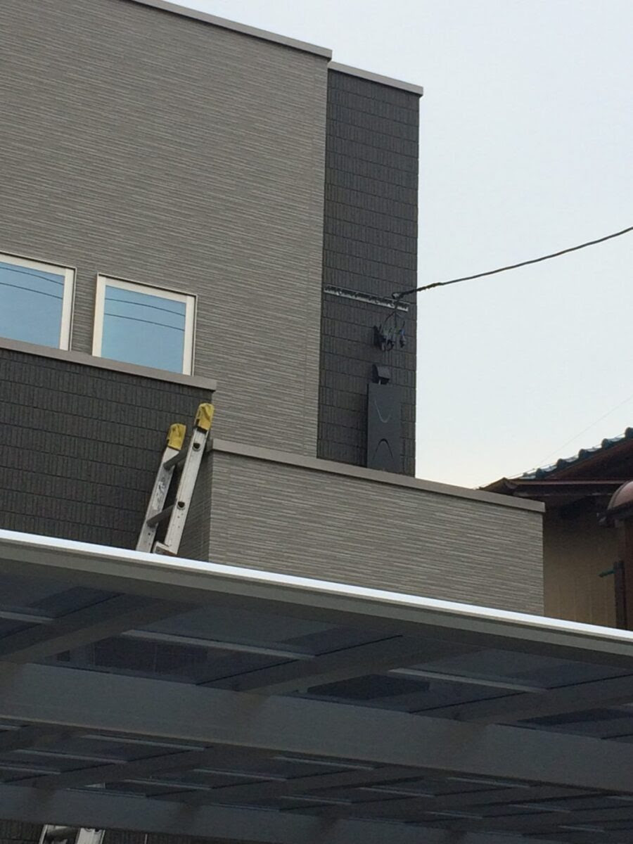 愛知県東海市一戸建て新築住宅☆お洒落な最新テレビアンテナ壁面施工 - 愛知・岐阜のアンテナ工事専門｜Star Antena