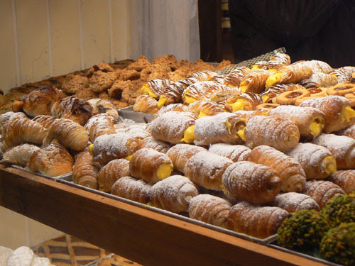 biscuiterie de dedans.jpg