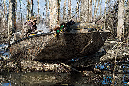 Excel Boat's F4 Shallow Water Series