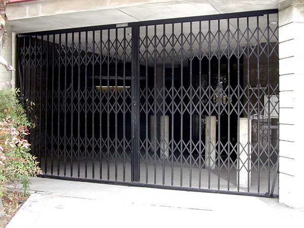 Folding Gate Products - Commercial Doors Direct