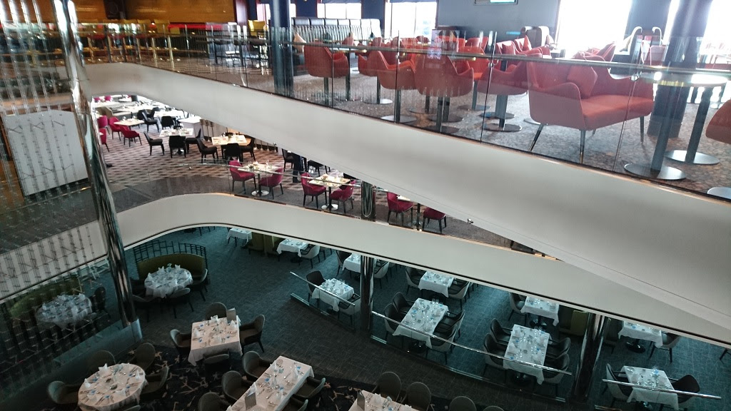Neue Mein Schiff 1 Essen Und Trinken Alle Restaurants Im