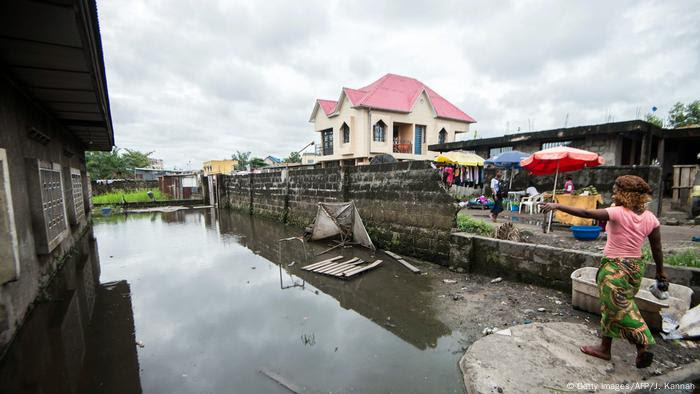 RDC Kongo Viertel Limete (Getty Images/AFP/J. Kannah)