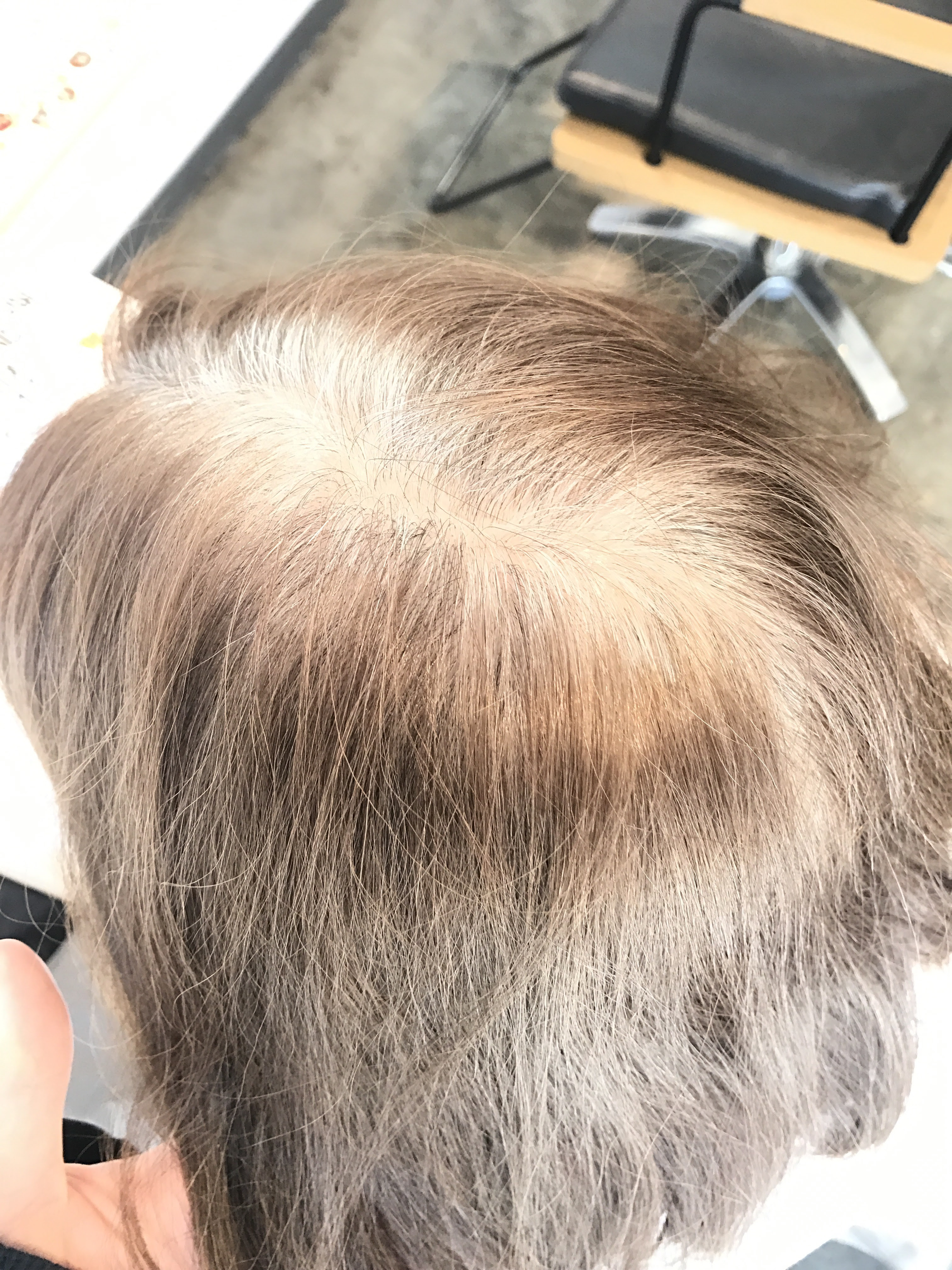 白髪ってこんなにきれいに明るく染めれる 美容院で明るい白髪染めのヘアカラーにする方法 Keisukeshinomiya 四宮桂佑 ヘアサロンtheorder 公式ブログ