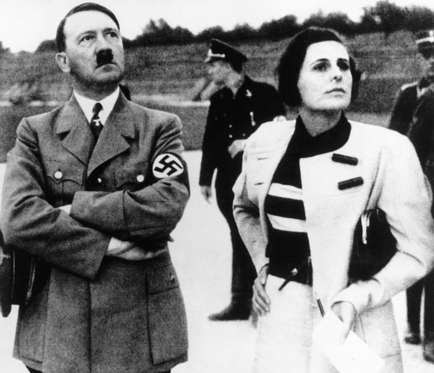 Slide 16 de 17: Triumph Des Willens - 1934 Adolf Hitler, Leni Riefenstahl