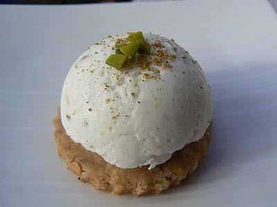 mousses de chèvre aux noix.jpg
