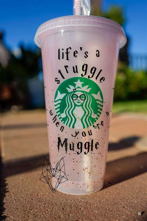 Learn the tips and tricks for this simple method that produces rich, flavorful coffee. Harry Potter Starbucks cup | Starbucks cups, Harry potter