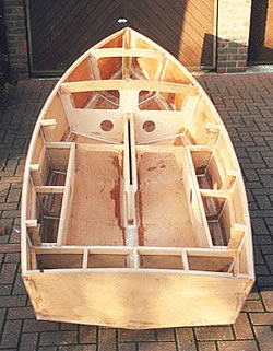 planing (sail) dinghy plans?