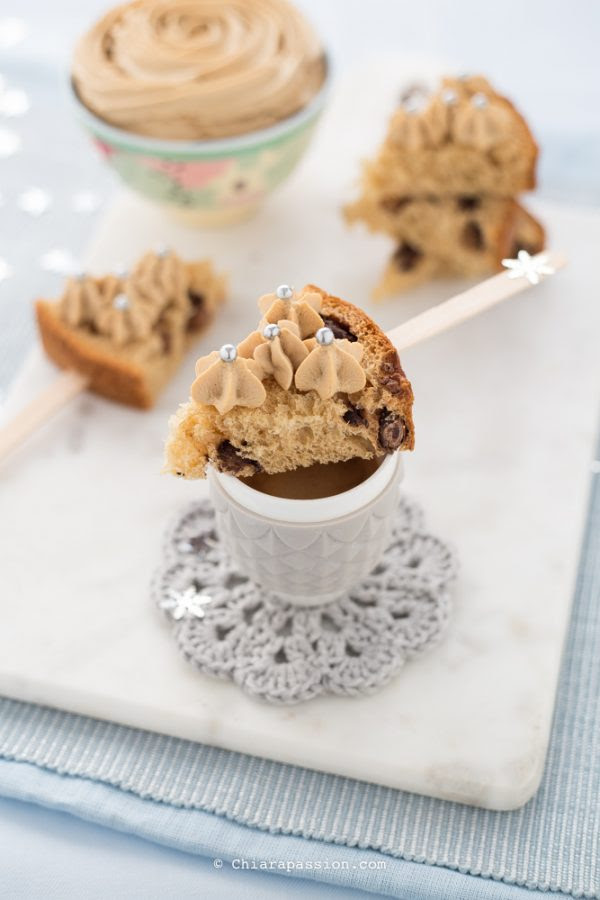Panettone con crema al mascarpone senza uova | Chiarapassion