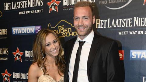 Sao Ngoại hạng Anh bập vào hoa hậu y rằng có cái kết không có hậu