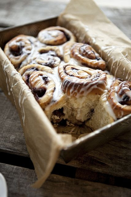 lemon blueberry breakfast rolls