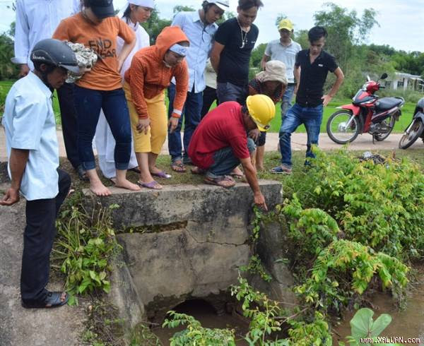 Cống nước phát hiện nam thanh niên chết bất thường.