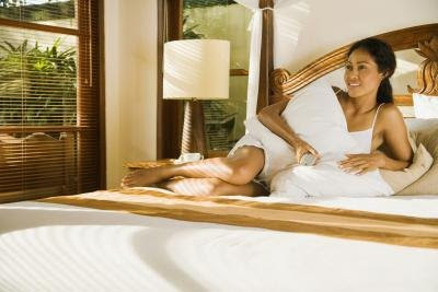 ideas for decorating hotel for wedding night | HOME DESIGN