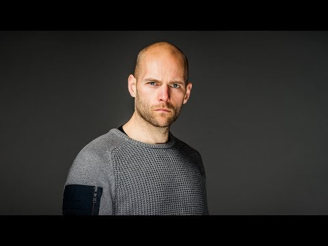 Wachumba waliokaa miaka 6 bila kugusana wafanya mapenzi hadharani mbele ya wakwe By Godfrey Mgall