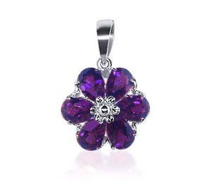 14 KT White Gold Gleaming Amethyst Gemstone Flower Pendant Charm
