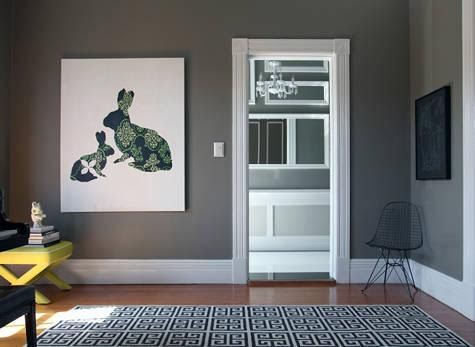 http://cdn.decorpad.com/photos/2009/06/09/1ce3da8b7ec8.jpg