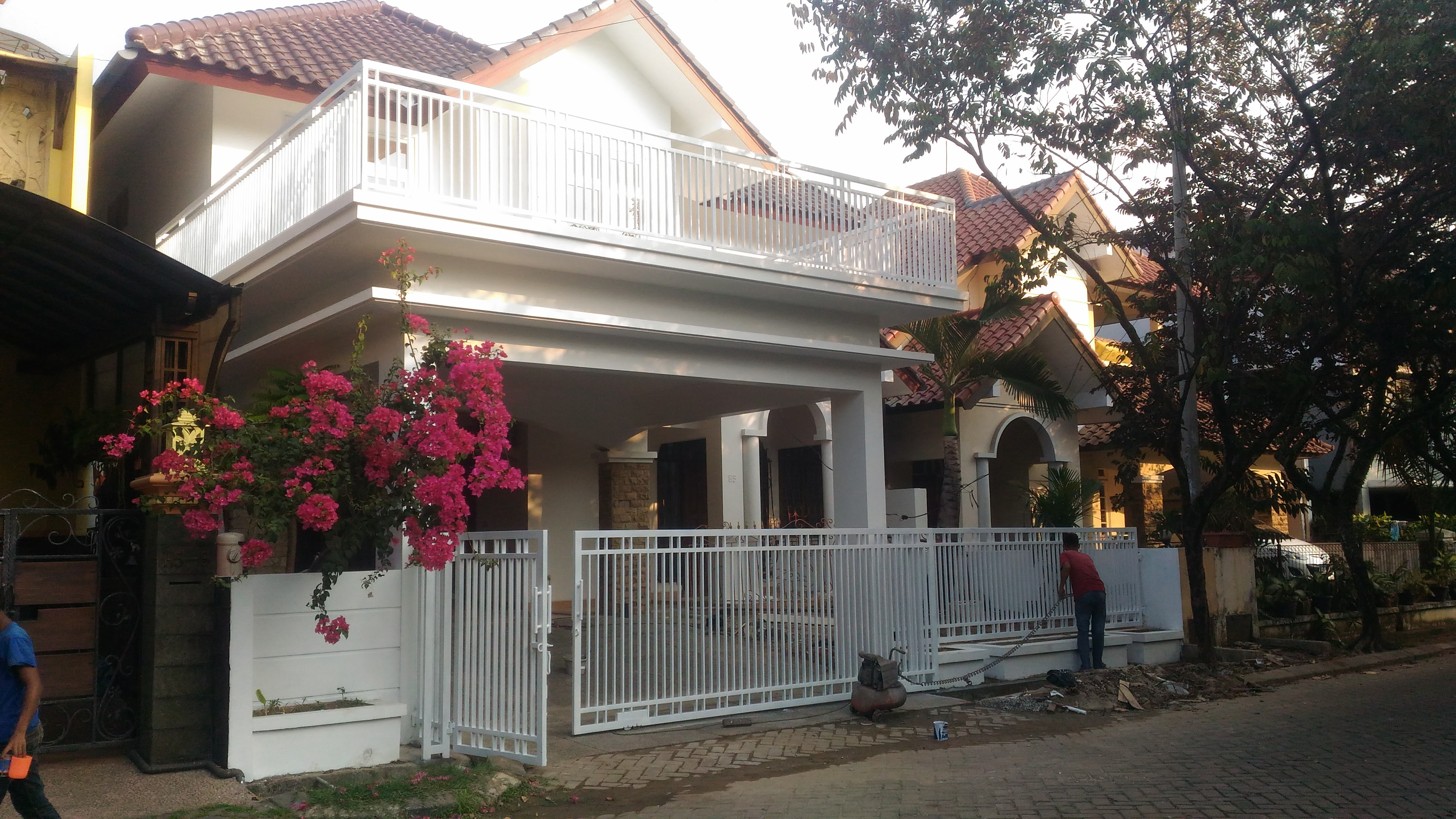 pintu pagar besi dorong I Bengkellas pintu pagar besi dorong I Bengkellas
