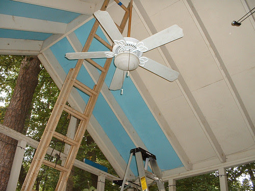 DSCF0166-Blue-Porch-Ceiling-2-Strips-Done