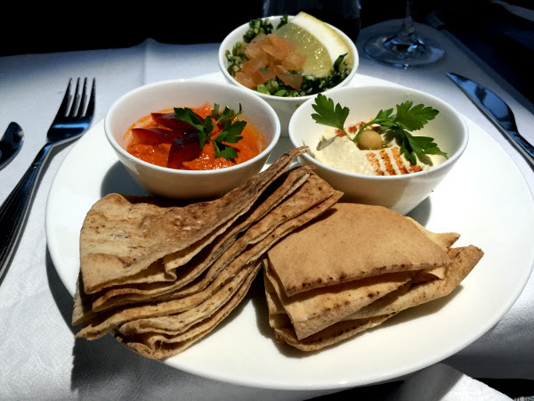Fotos de Qatar Airways, comida a bordo