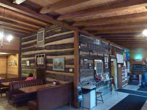 Log Cabin--Elkton, Virginia