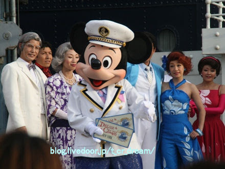 オーバー ザ ウェイブ あと１ヶ月 お父さんのための東京ディズニーリゾート R